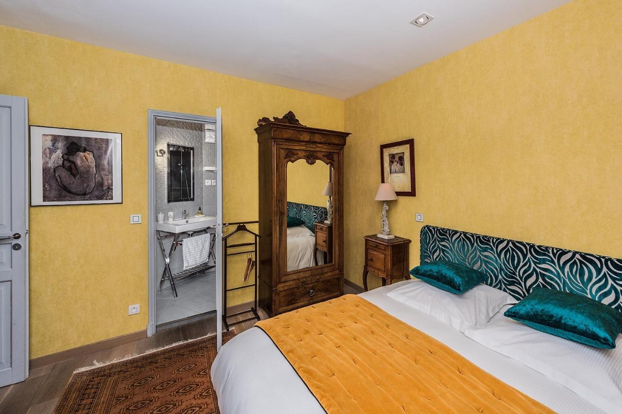 Chambres D'Hotes La Closerie Des Trois Marottes Melun Exterior foto